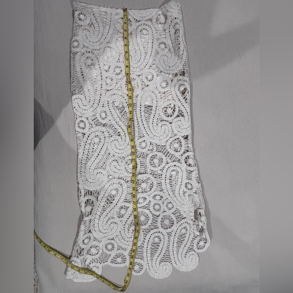 Zara Cream Asymmetrical Crochet Dress - Picture 8 of 10